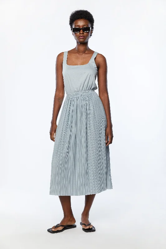 PLEATED MIDI DRESS