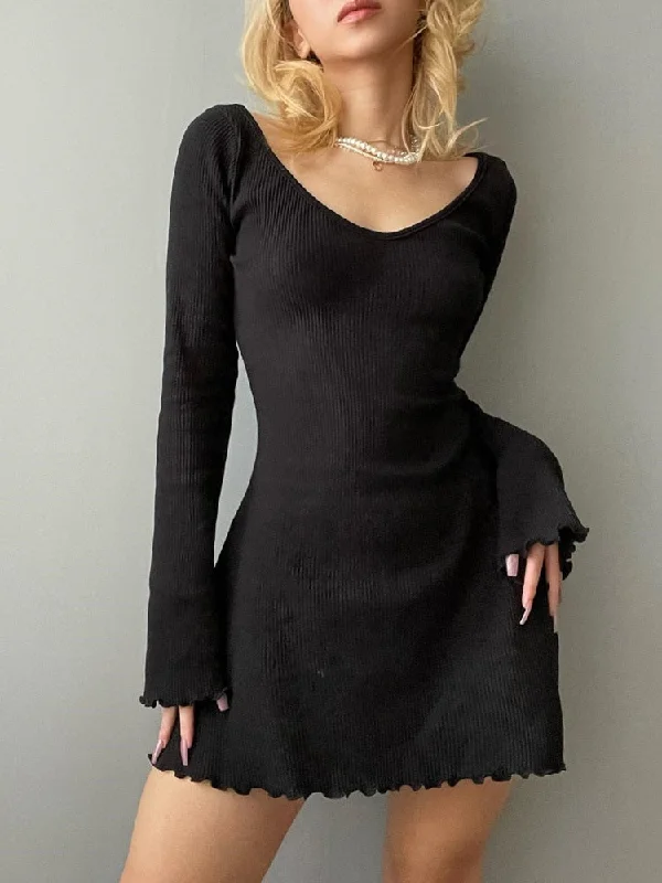 BerriesJam - Casual Frill Long Sleeve Black Mini Dress