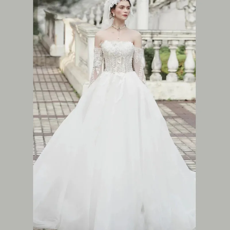 Elegant Off Shoulder Ballgown Straight Neck Wedding Dress